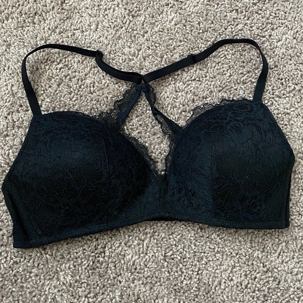 Lightly padded lace bralette sz S